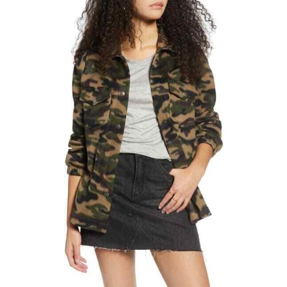 BP Camo Womens MEDIUM Button Down Fleece Pockets Multicolored Long Sleeve Jacket